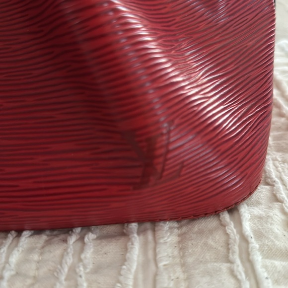 Louis Vuitton Epi Noe - Picture 2 of 16